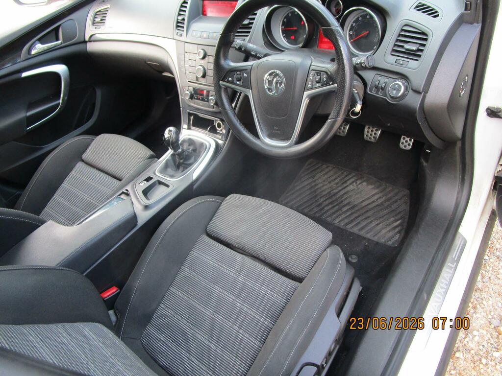 Vauxhall Insignia Hatchback Silver #12