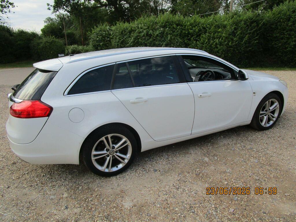 Vauxhall Insignia Hatchback Silver #22