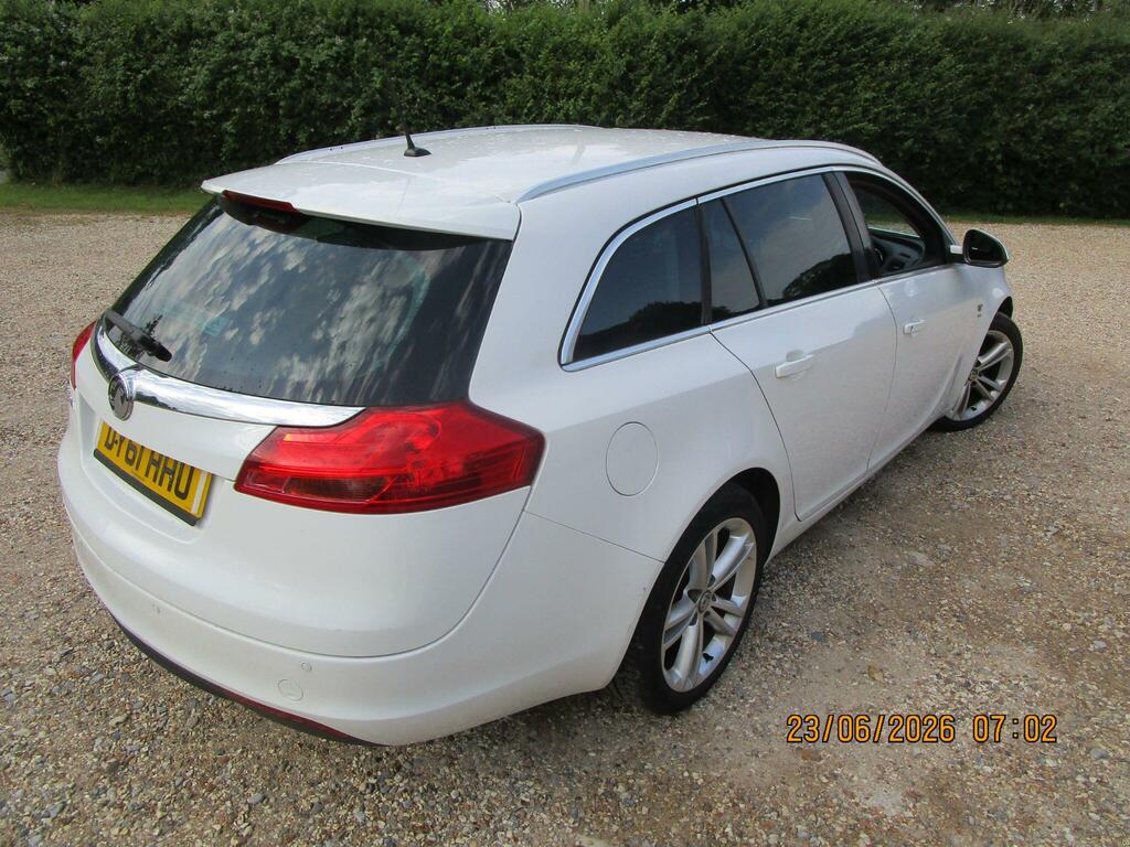 Vauxhall Insignia Hatchback Silver #23
