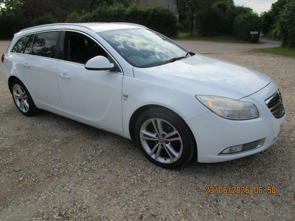 Vauxhall Insignia Hatchback Silver #2