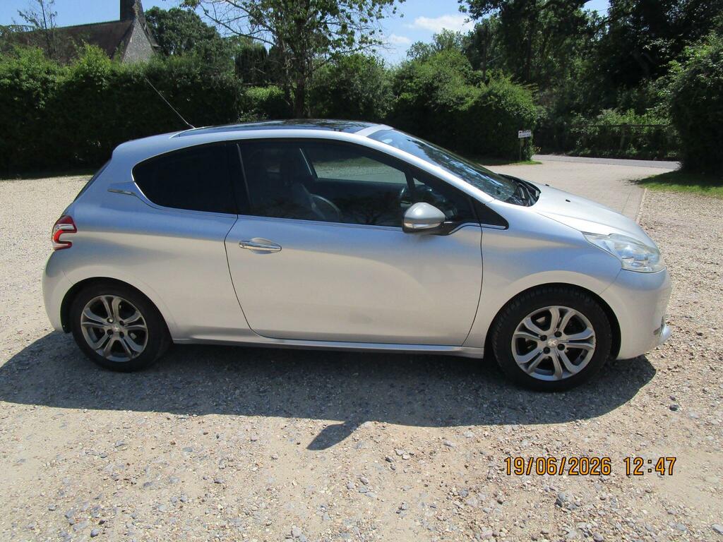 Peugeot 208 208 Blue #16