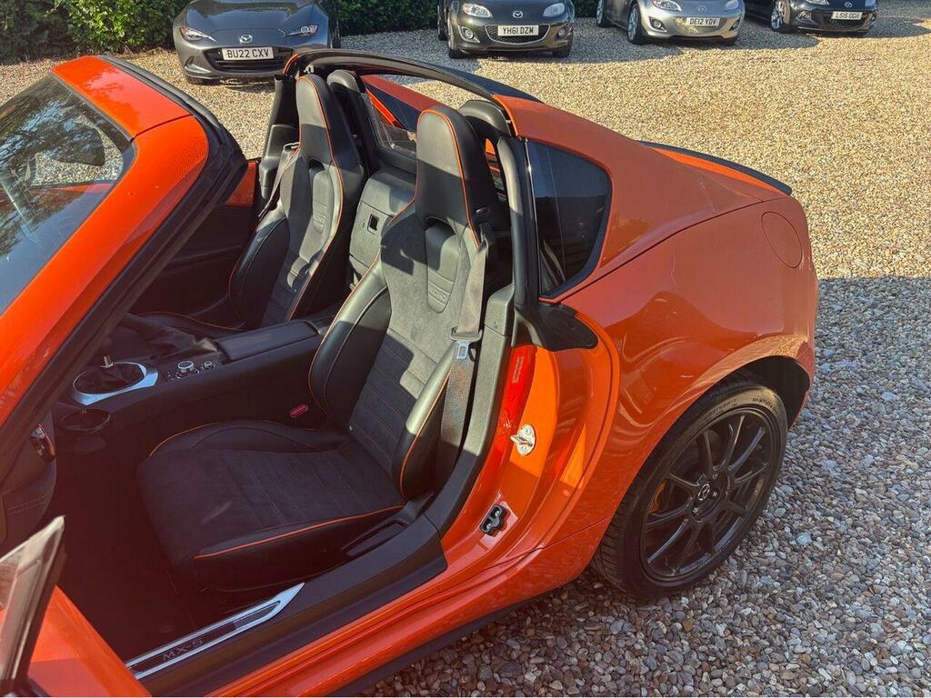 Mazda MX-5 RF Manual  #16