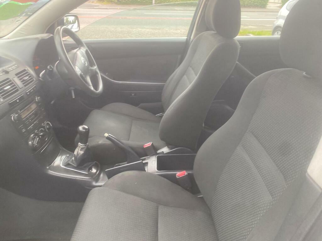 Toyota Avensis 2.0 Vvt-i T Spirit Silver #41