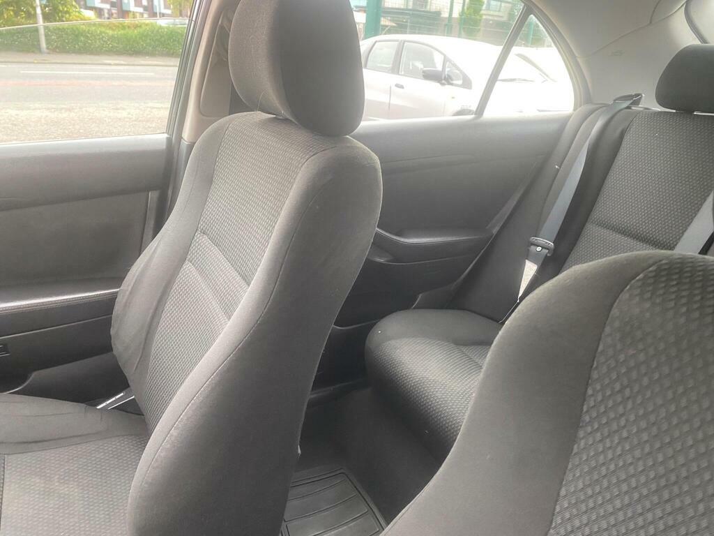 Toyota Avensis 2.0 Vvt-i T Spirit Silver #37