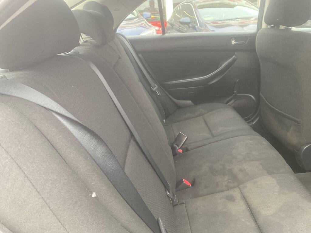 Toyota Avensis 2.0 Vvt-i T Spirit Silver #28