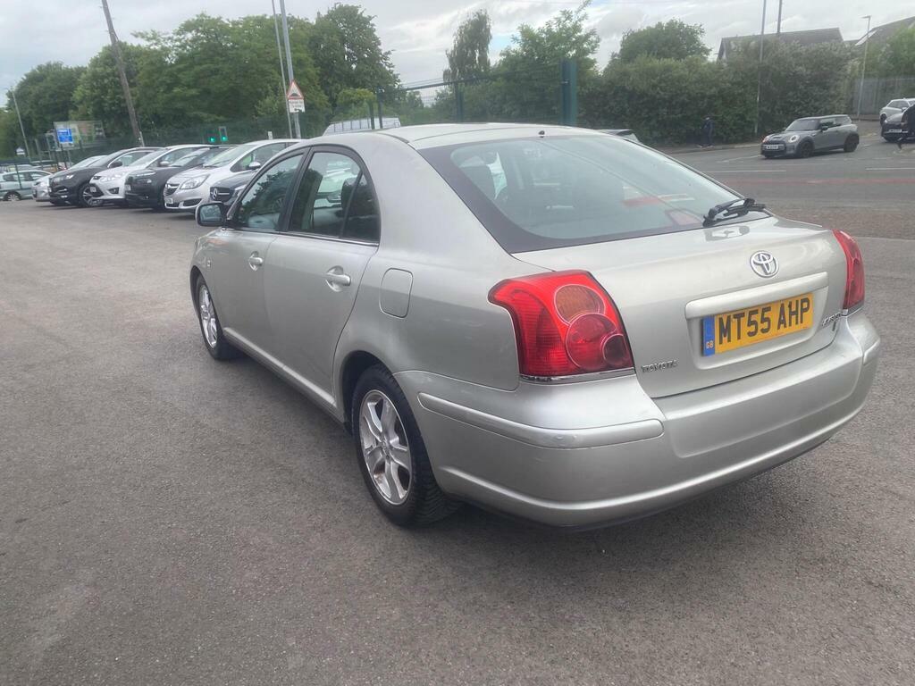 Toyota Avensis 2.0 Vvt-i T Spirit Silver #15