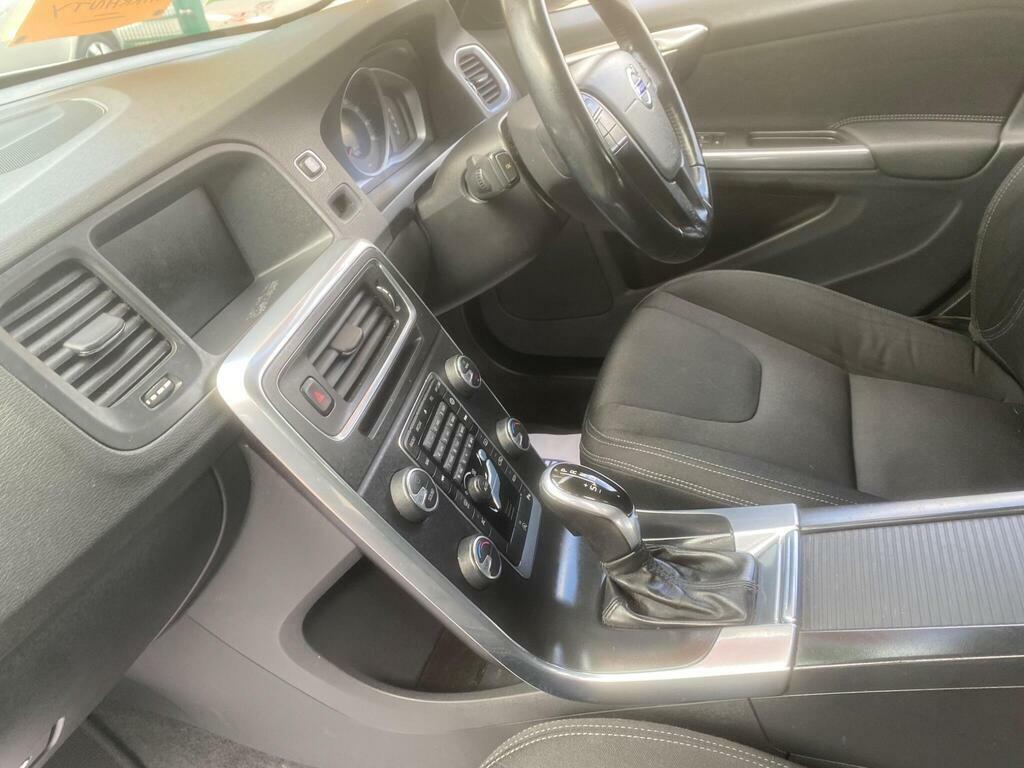 Volvo V60 D6 U10481 Grey #37