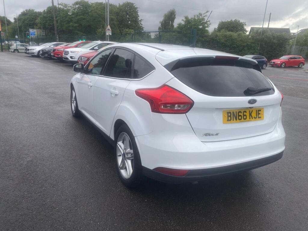 Ford Focus 1.5 Tdci Zetec Euro 6 Ss BN66KJE White #4