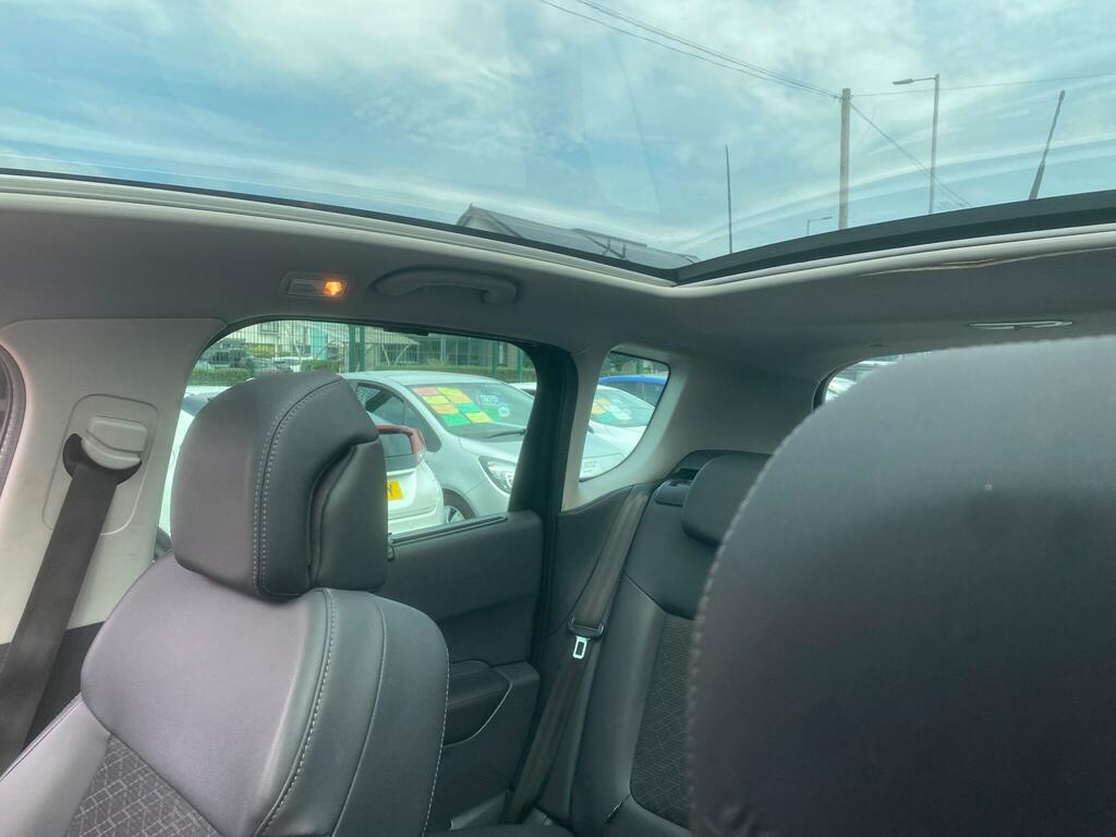 Peugeot 3008 Blue Hdi Ss Active Grey #52