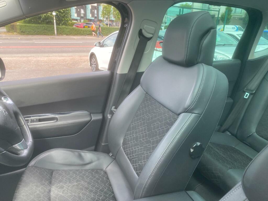Peugeot 3008 Blue Hdi Ss Active Grey #85