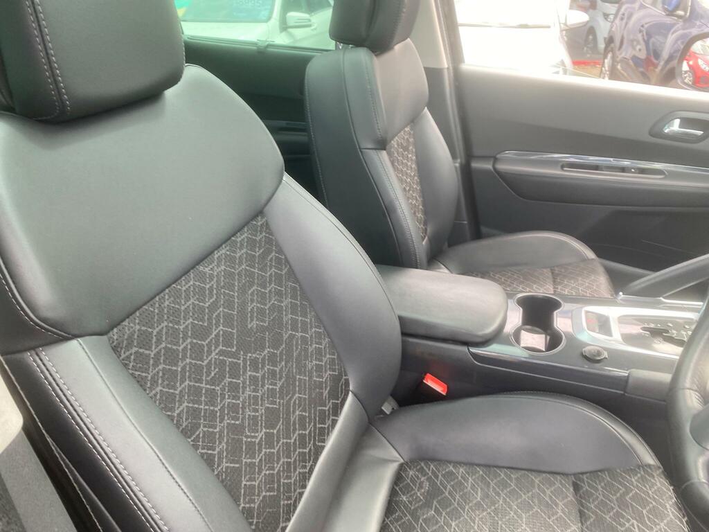 Peugeot 3008 Blue Hdi Ss Active Grey #47
