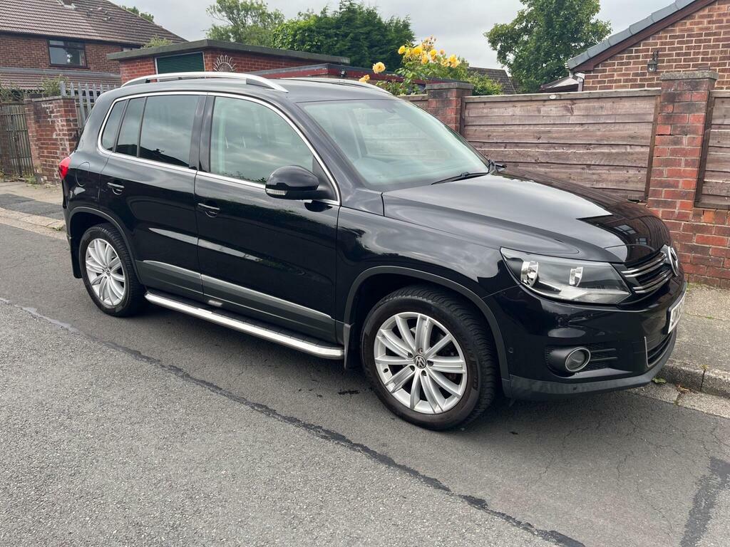 Volkswagen Tiguan Tdi Bluemotion Tech Se Navigation Grey #2