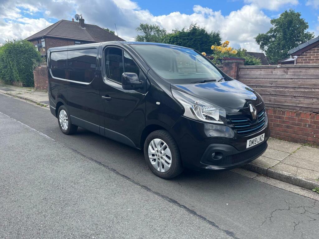Renault Trafic 1.6 Dci 27 Sport Nav Swb Standard Roof Euro 6 Black #2