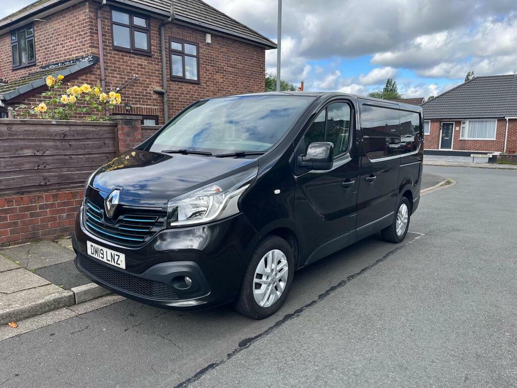 Renault Trafic 1.6 Dci 27 Sport Nav Swb Standard Roof Euro 6 Black