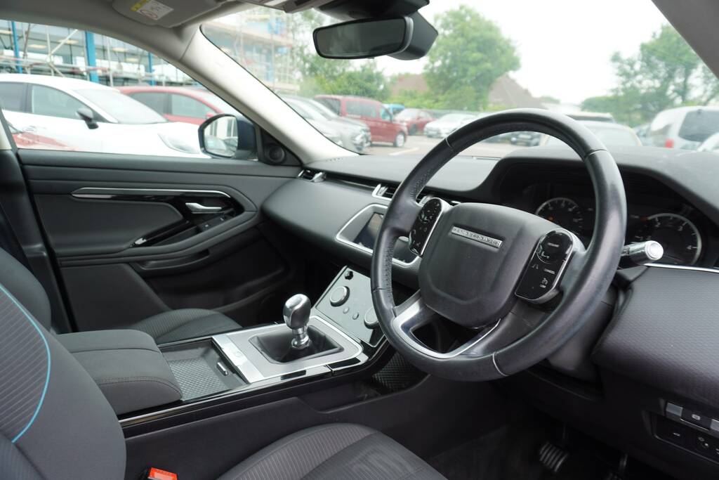 Land Rover Range Rover Evoque 2.0 D150 Fwd Euro 6 Ss LS70FVG White #4