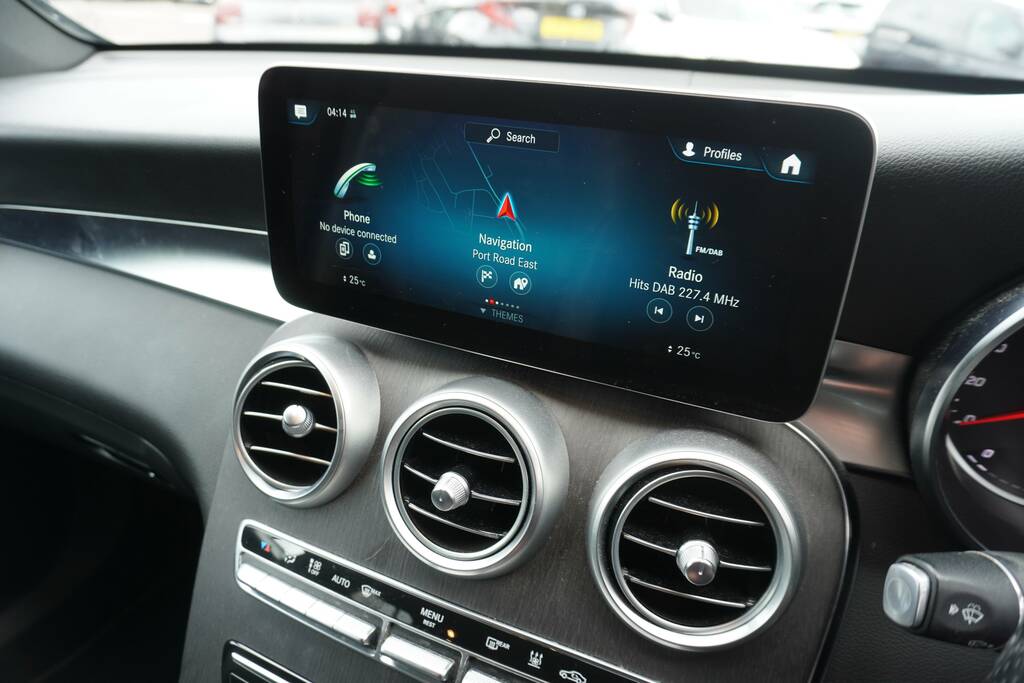 Mercedes-Benz GLC Class Glc 300 4Matic Sport 9G-tronic Grey #26