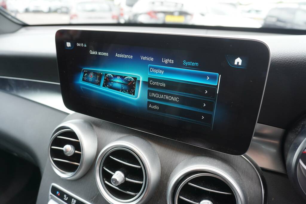 Mercedes-Benz GLC Class Glc 300 4Matic Sport 9G-tronic Grey #27