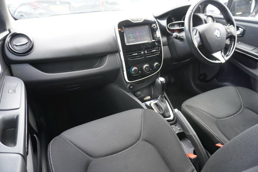 Renault Clio Dynamique Medianav Black #17