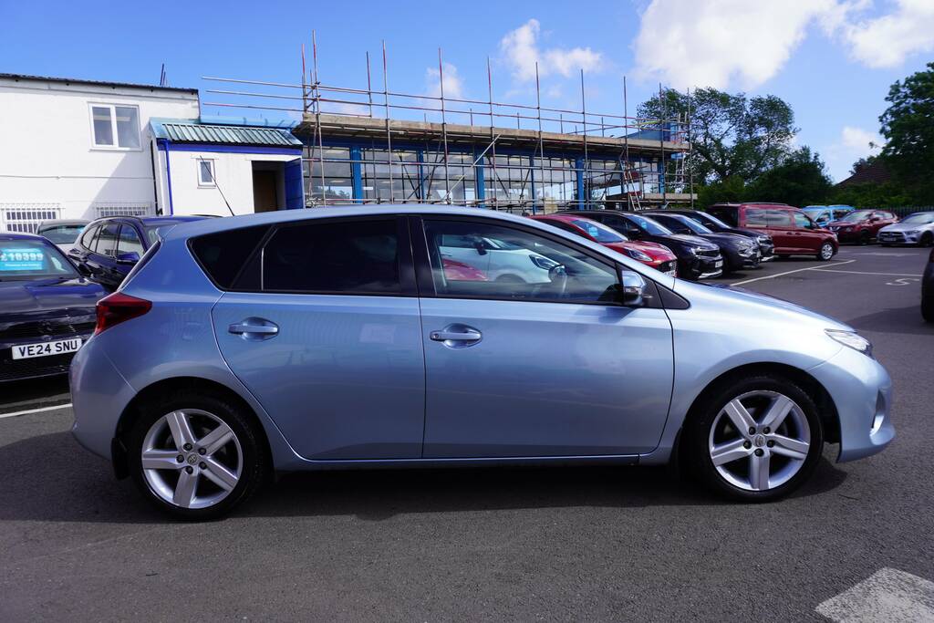 Toyota Auris 1.6 V-matic Sport Euro 5 Blue #2