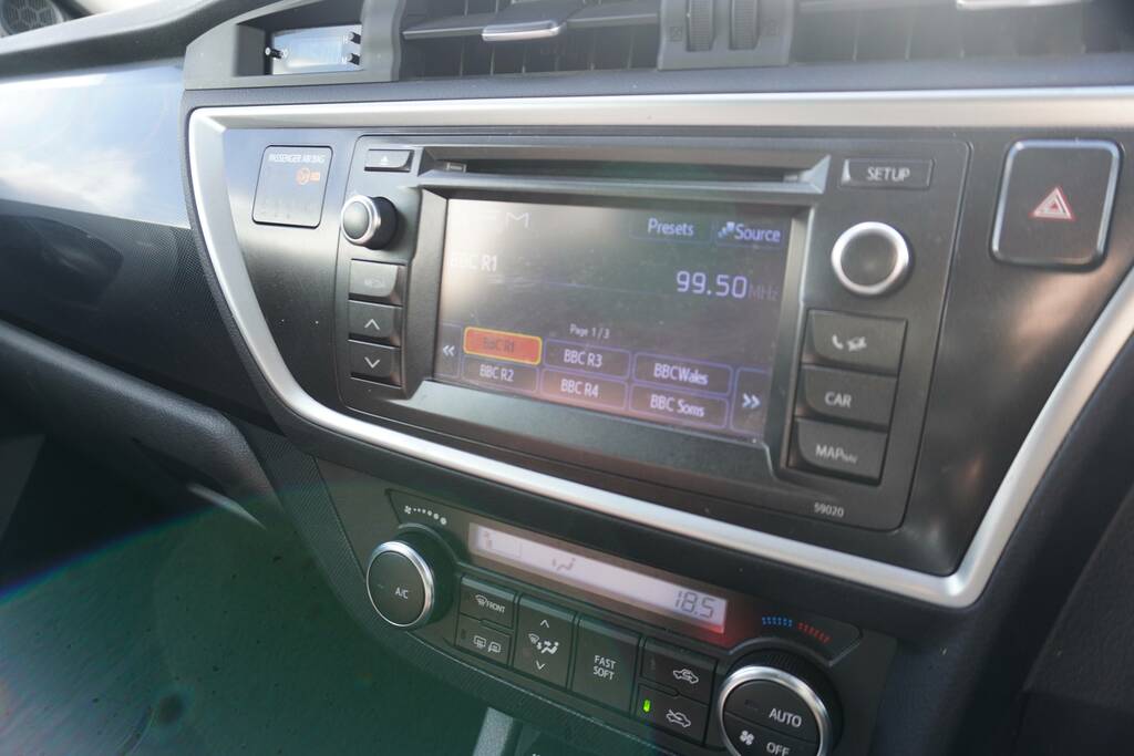 Toyota Auris Icon Silver #22