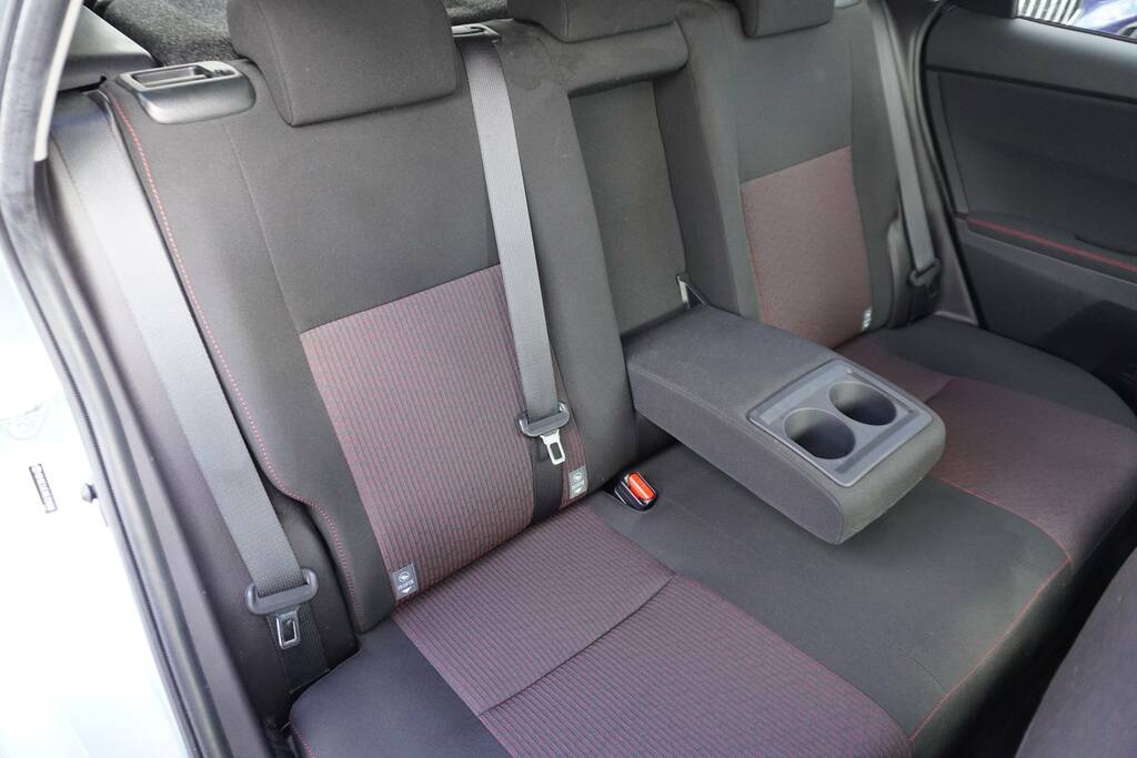 Toyota Auris Icon Silver #11