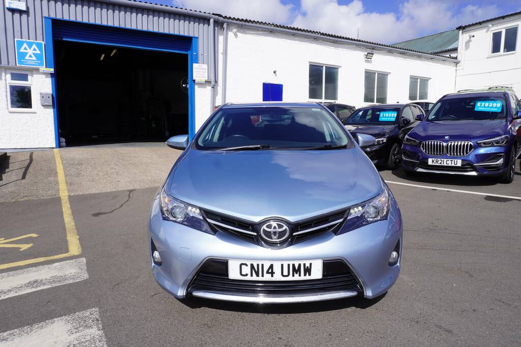 Toyota Auris Icon Silver #19