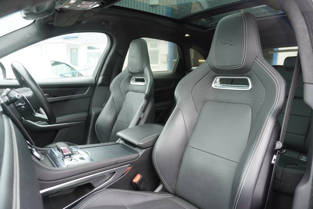 Jaguar F-Pace 2.0 D200 R-dynamic S Awd Black #12