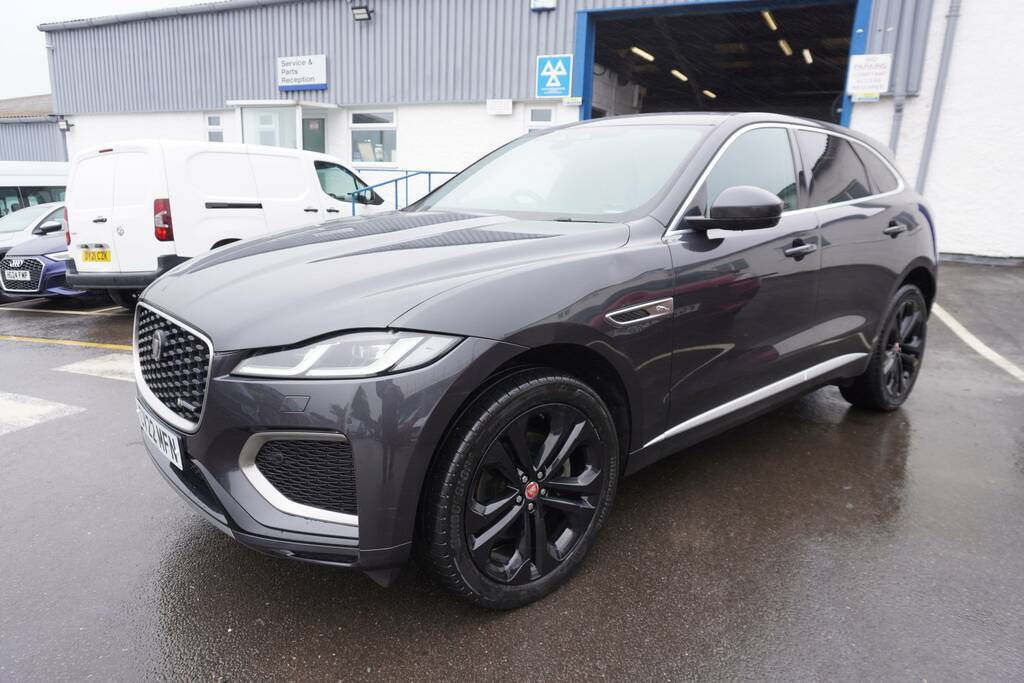 Jaguar F-Pace 2.0 D200 R-dynamic S Awd Black #24