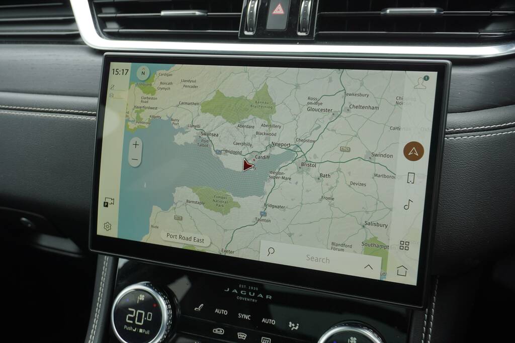 Jaguar F-Pace 2.0 D200 Mhev R-dynamic Hse Awd Euro 6 Ss Grey #4