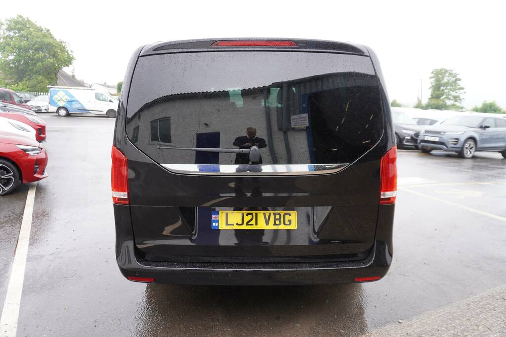 Mercedes-Benz V Class Mpv Black #16