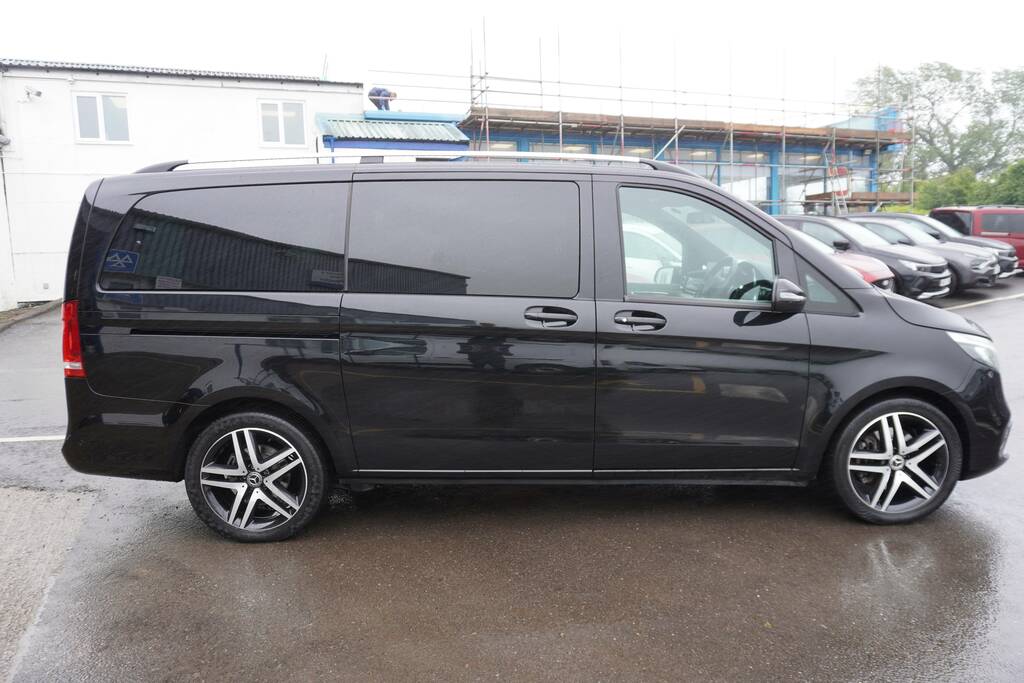 Mercedes-Benz V Class 2.0 V220d Sport G-tronic Euro 6 Ss Lwb Black #2