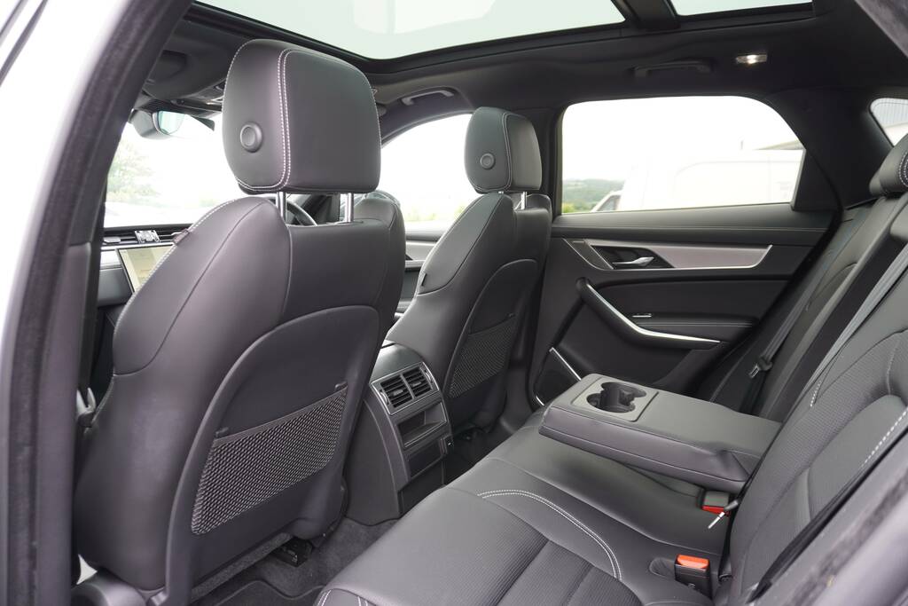 Jaguar F-Pace 2.0 D200 Mhev R-dynamic Se Black Suv Au Black #23