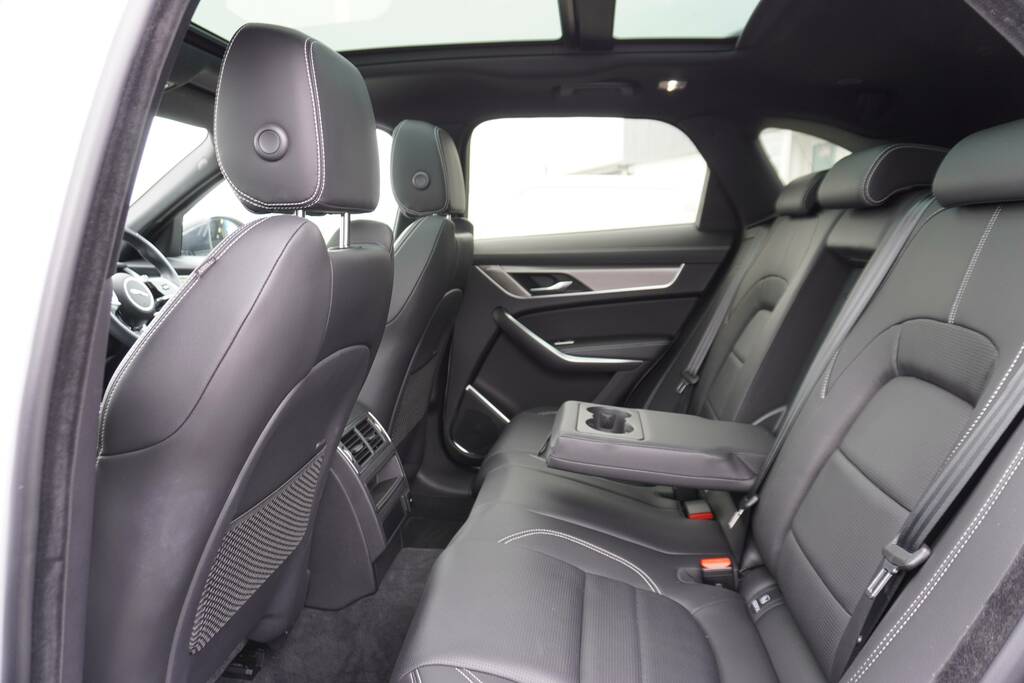Jaguar F-Pace 2.0 D200 Mhev R-dynamic Se Black Suv Au Black #24