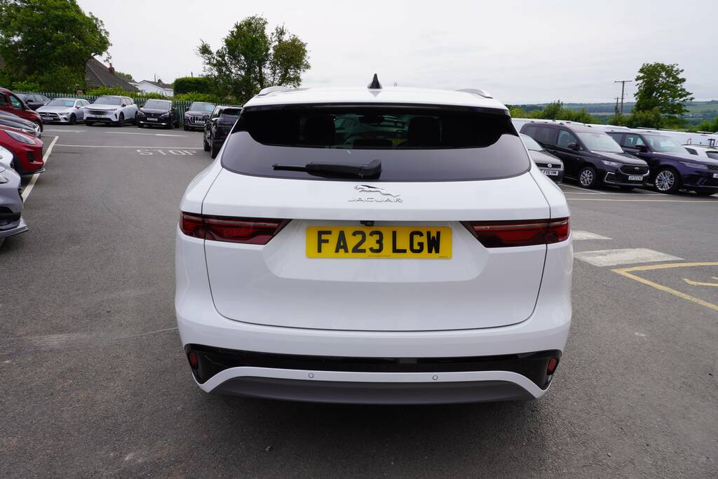 Jaguar F-Pace 2.0 P250i R-dynamic Se Black Awd Euro 6 Ss White #4
