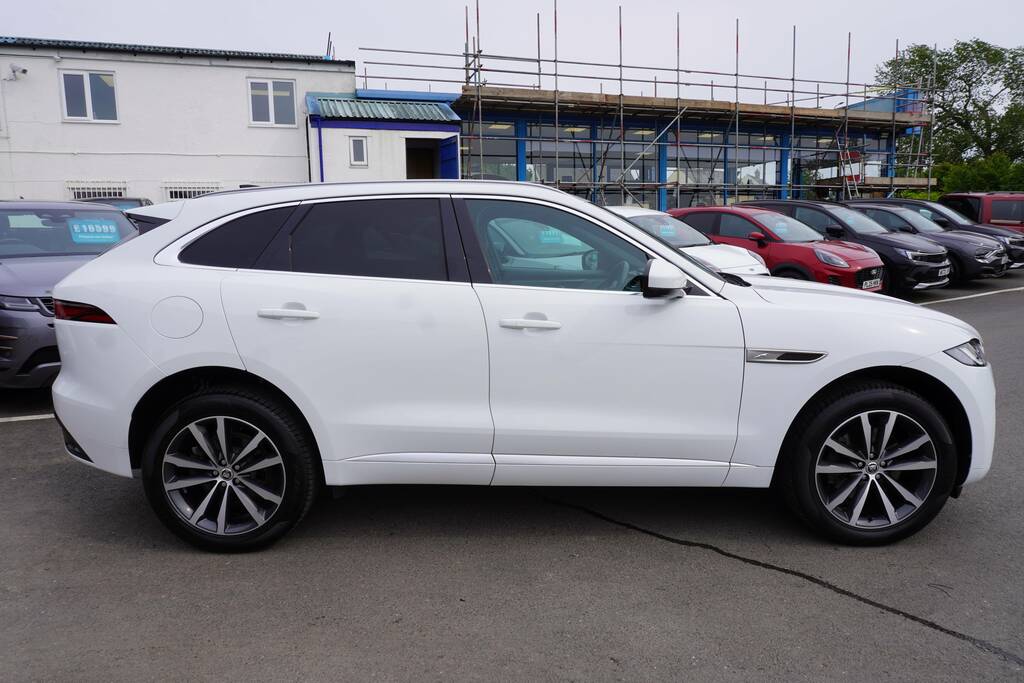 Jaguar F-Pace 2.0 P250i R-dynamic Se Black Awd Euro 6 Ss White #2