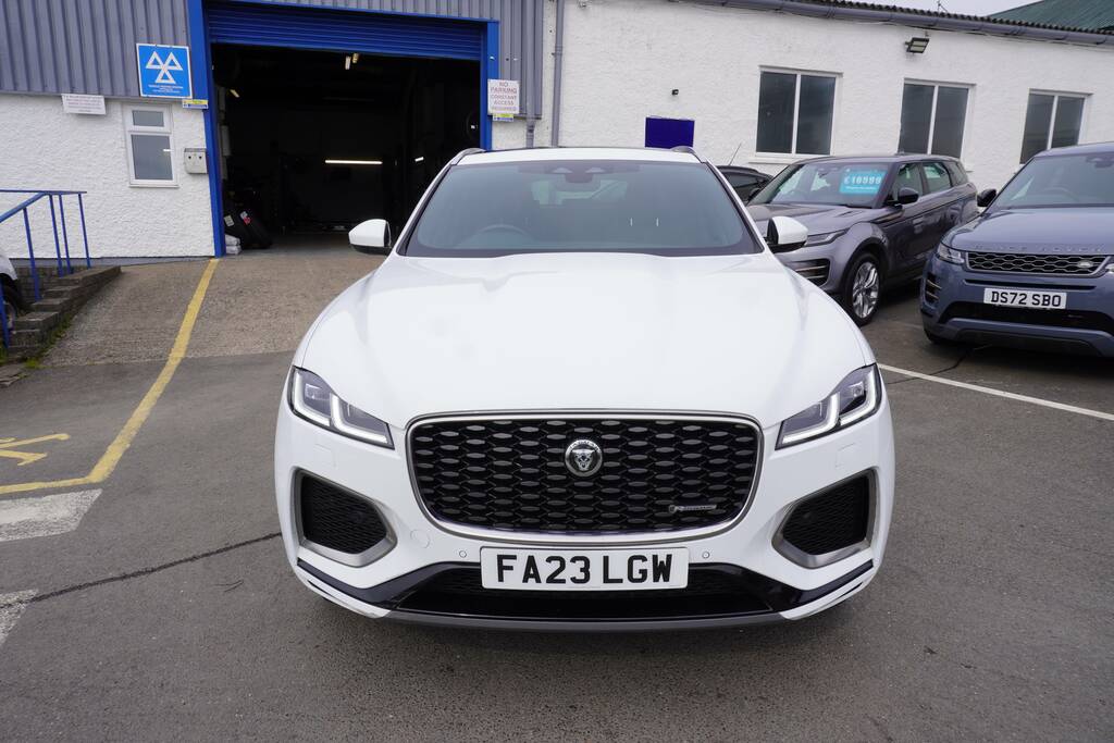Jaguar F-Pace 2.0 D200 Mhev R-dynamic Se Black Suv Au Black #19