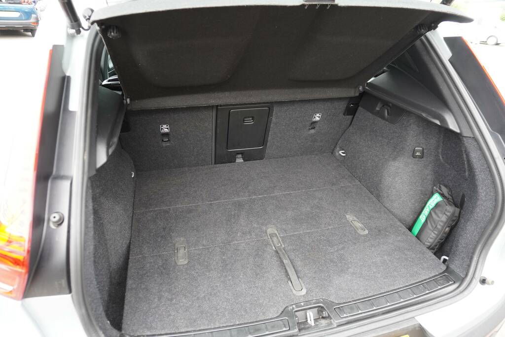 Volvo XC40 Suv Green #13
