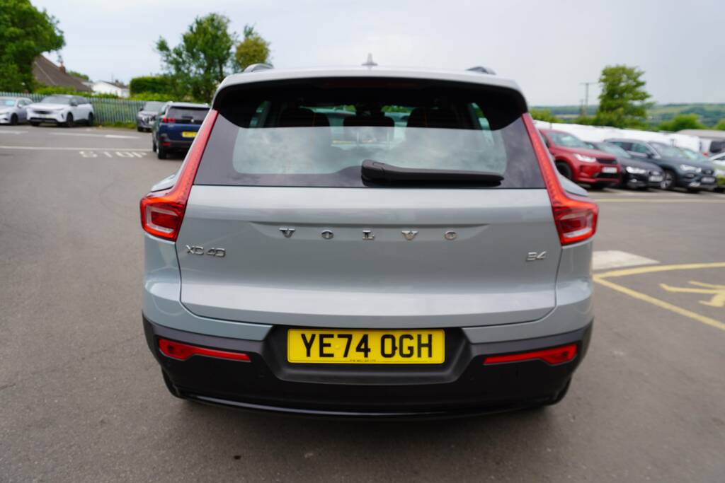 Volvo XC40 2.0 B4 Mhev Plus Dark Dct Euro 6 Ss Grey #4