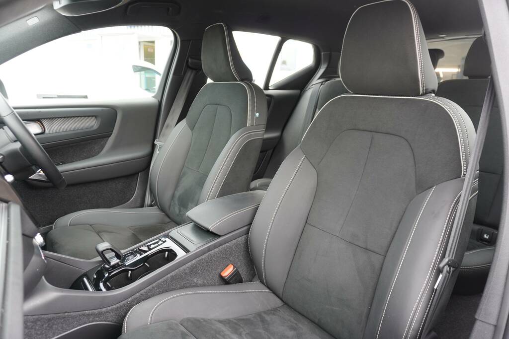 Volvo XC40 Suv Green #19