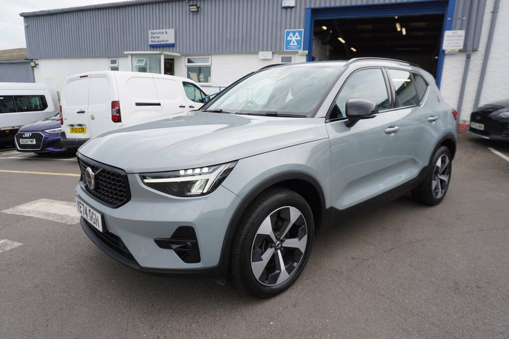 Volvo XC40 Suv Green #16