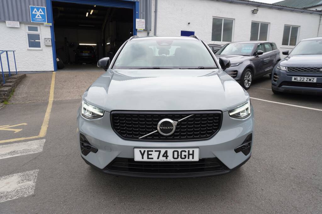 Volvo XC40 Suv Green #17