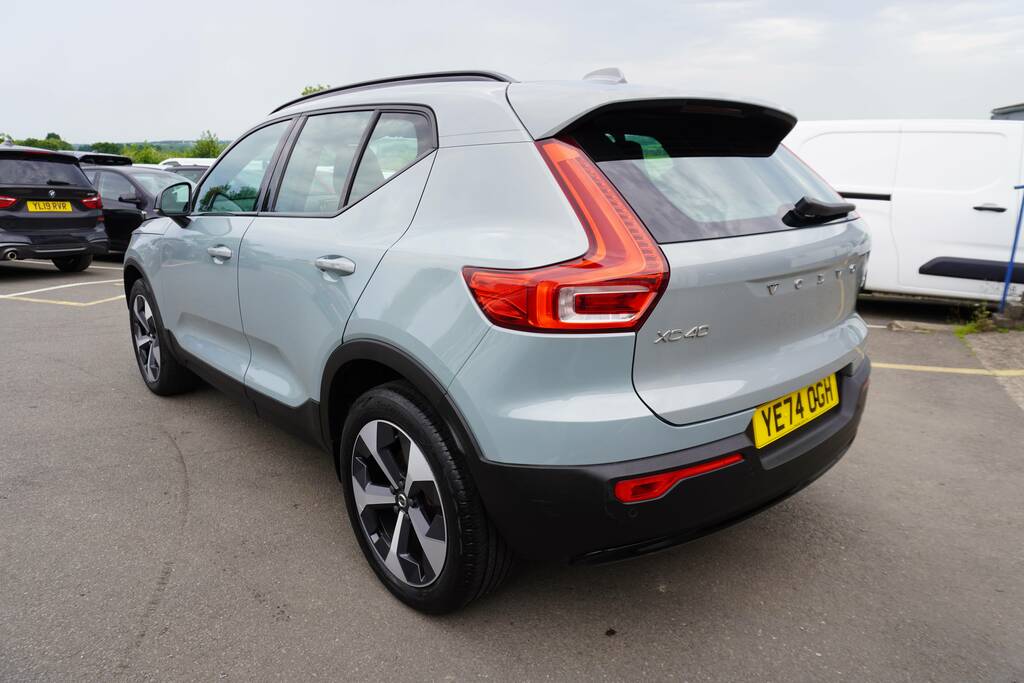 Volvo XC40 Suv Green #14