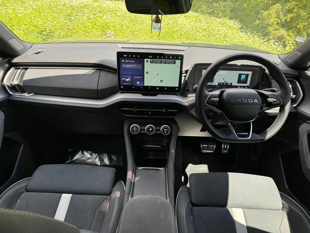 Skoda Kodiaq Tdi Sportline Suv MA25WLX Grey #3