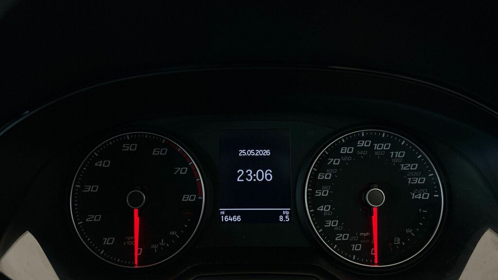 Seat Arona Tsi Se Technology Suv DG21LWD White #5