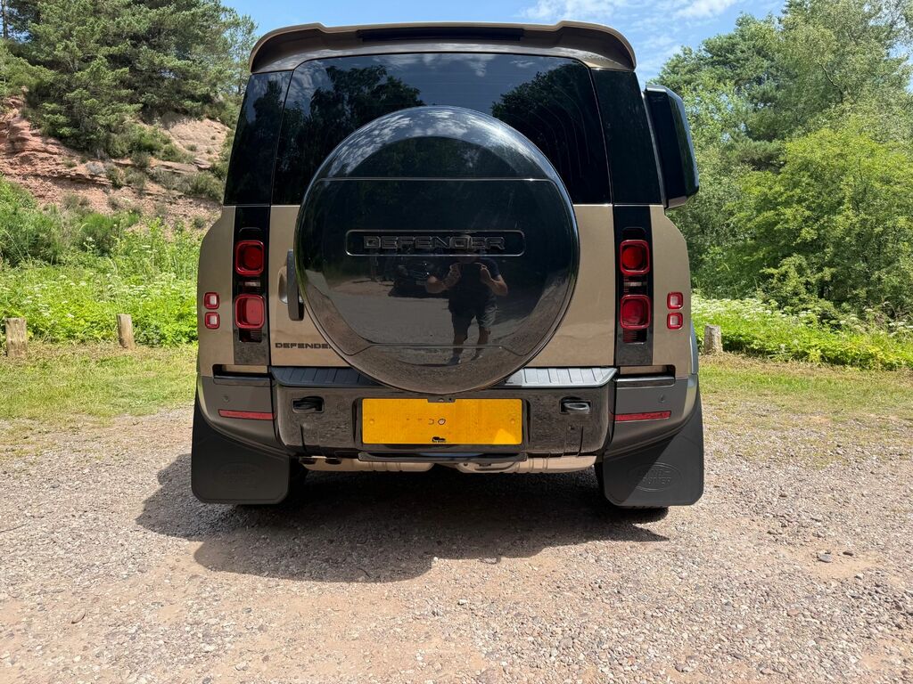 Land Rover Defender 90 Hse Grey #11