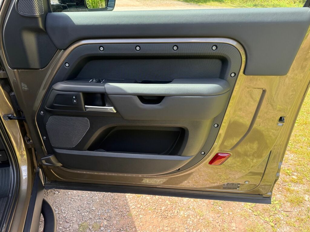 Land Rover Defender 90 Hse Grey #23