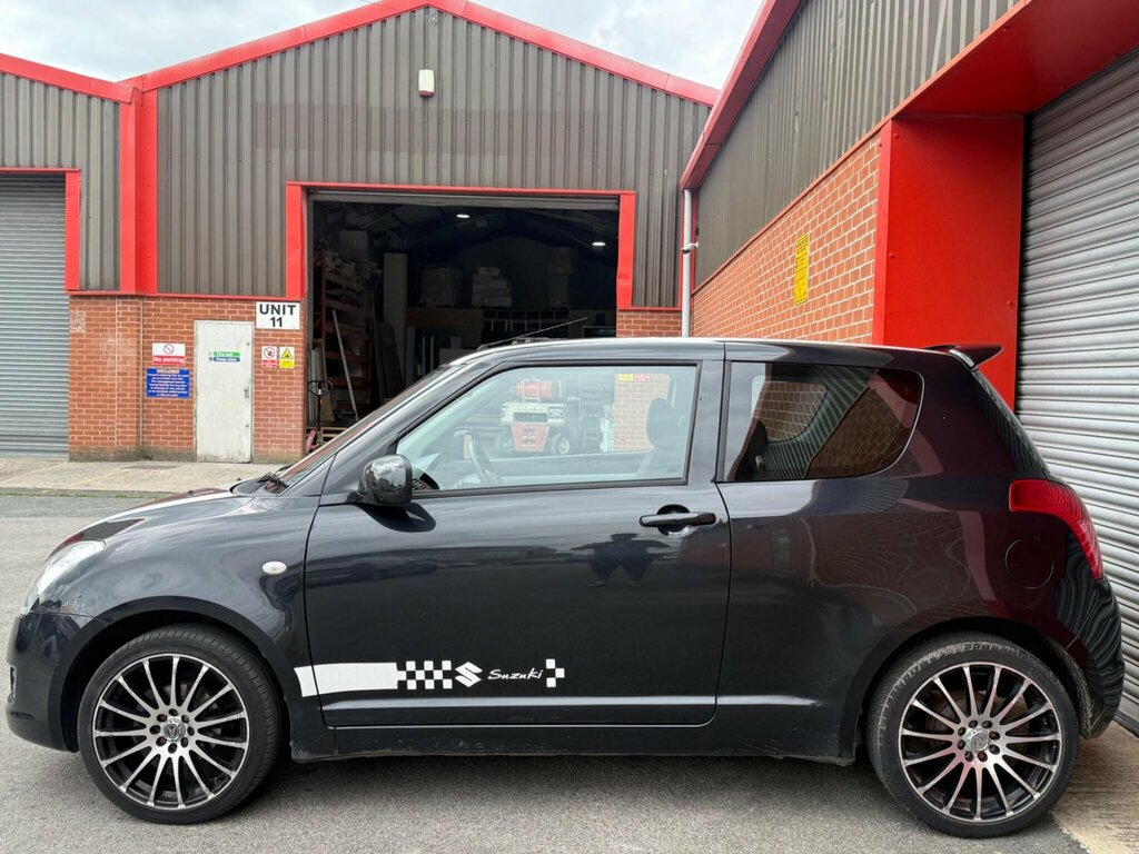Suzuki Swift 1.3 Sz2 Black #6