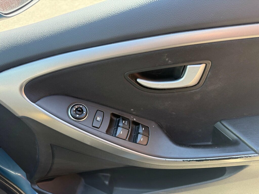 Hyundai I30 1.6 Grey #9