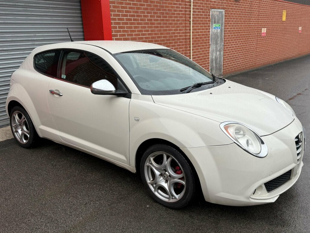 Alfa Romeo MiTo 1.4 Tb Multiair Distinctive Euro 5 Ss White #2