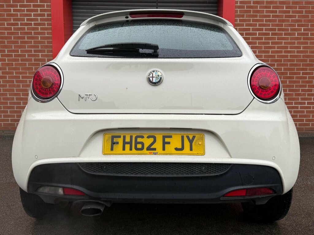 Alfa Romeo MiTo Distinctive Red #30